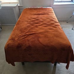 BeautyRest Pressure Smart Twin Bed