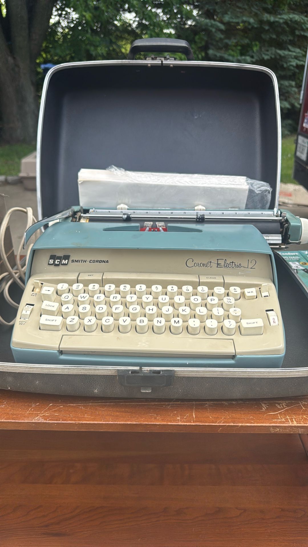 Coronet Electric 12