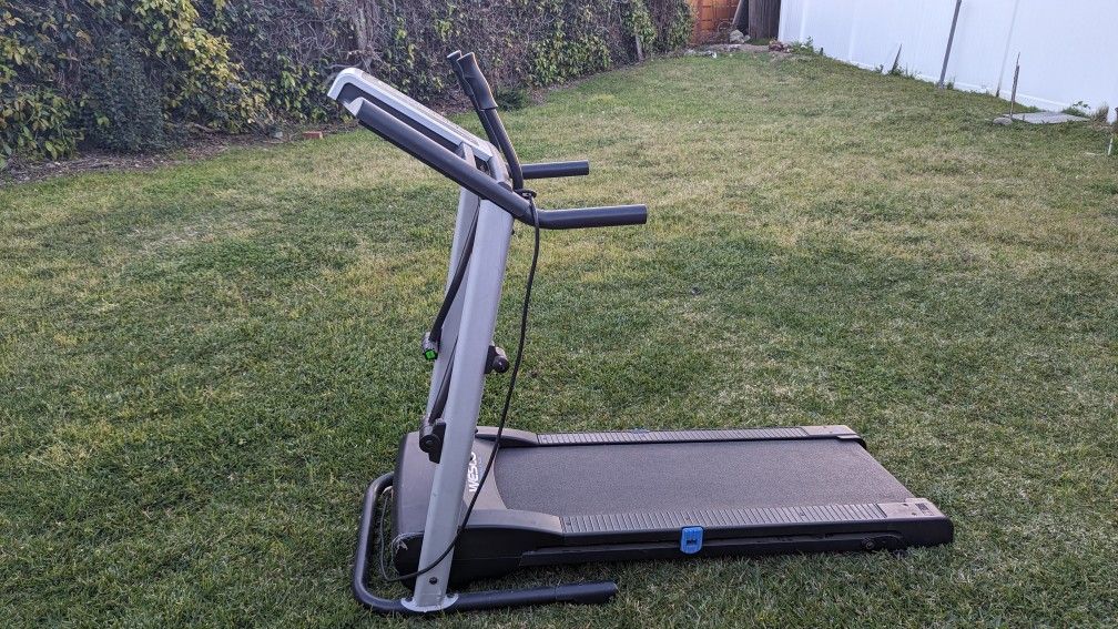 Weslo Crosswalk Total Body Treadmill with Upper Body Workout