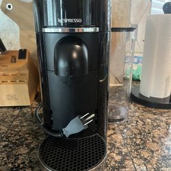 Nespresso Coffee Maker Used Great Condition 