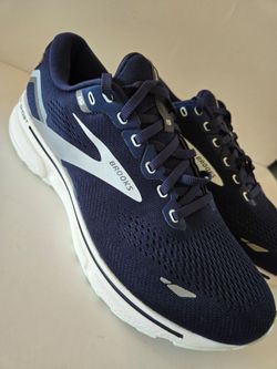 Brooks Ghost Men's Size 11D Shoes