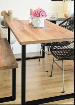 Modern 100%wood dining table