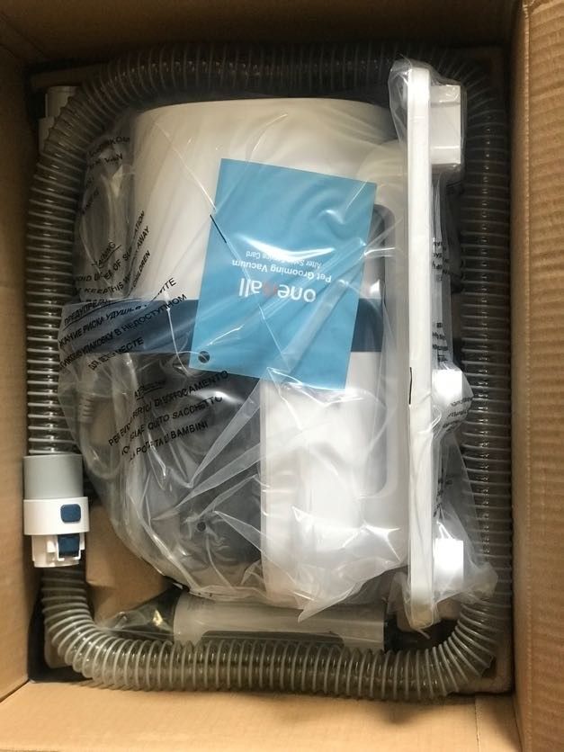 Pet Grooming Kit & Vacuum!!