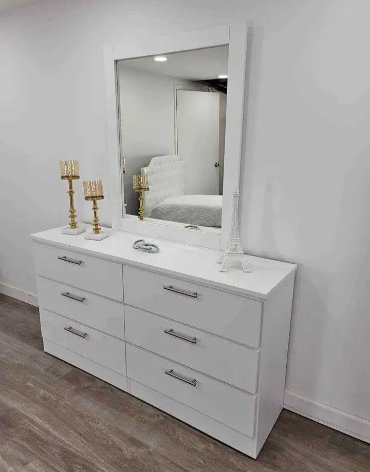 Dresser With Mirror// Brand New 