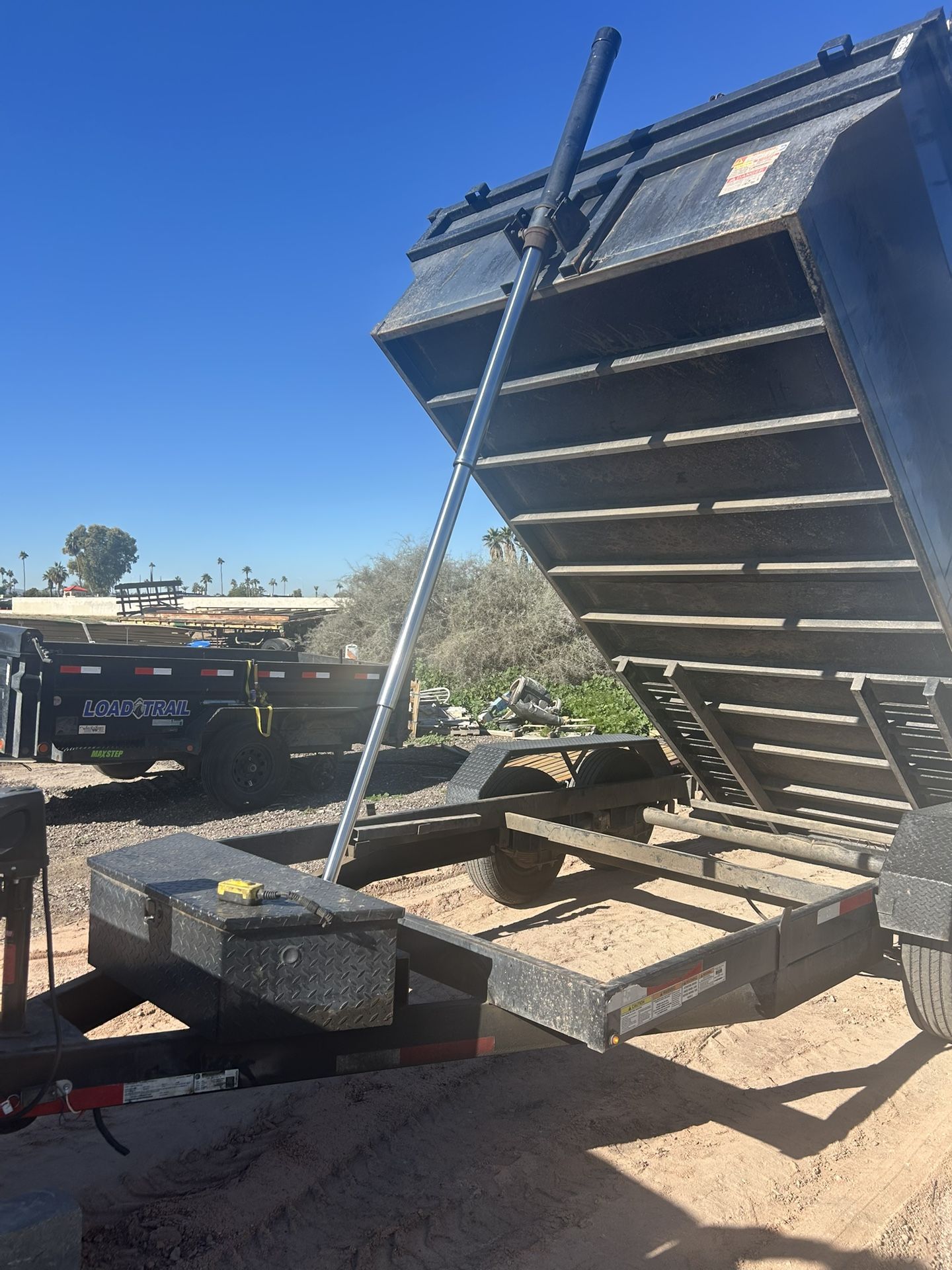 Dump Trailer