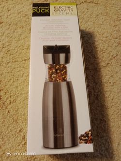 Cerritos.. Wolfgang puck electric gravity spice mill