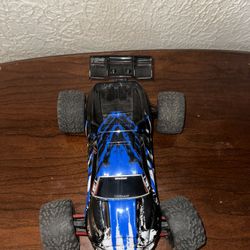 Traxxas 1/16 E-Revo VXL w/Battery & Charger
