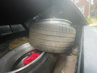 (2) Michelin Pilot Sport 4S Tires