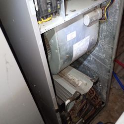 A/C SYSTEM Air Handler And Condenser