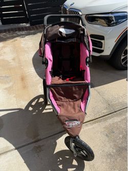 Bob Stroller Barely Used $40