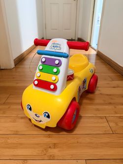 Fisher-Price Little People Music Parade Ride-On