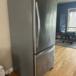 2016 Whirlpool Stainless Steel Refrigerator 