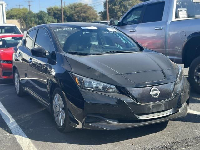 2023 Nissan LEAF