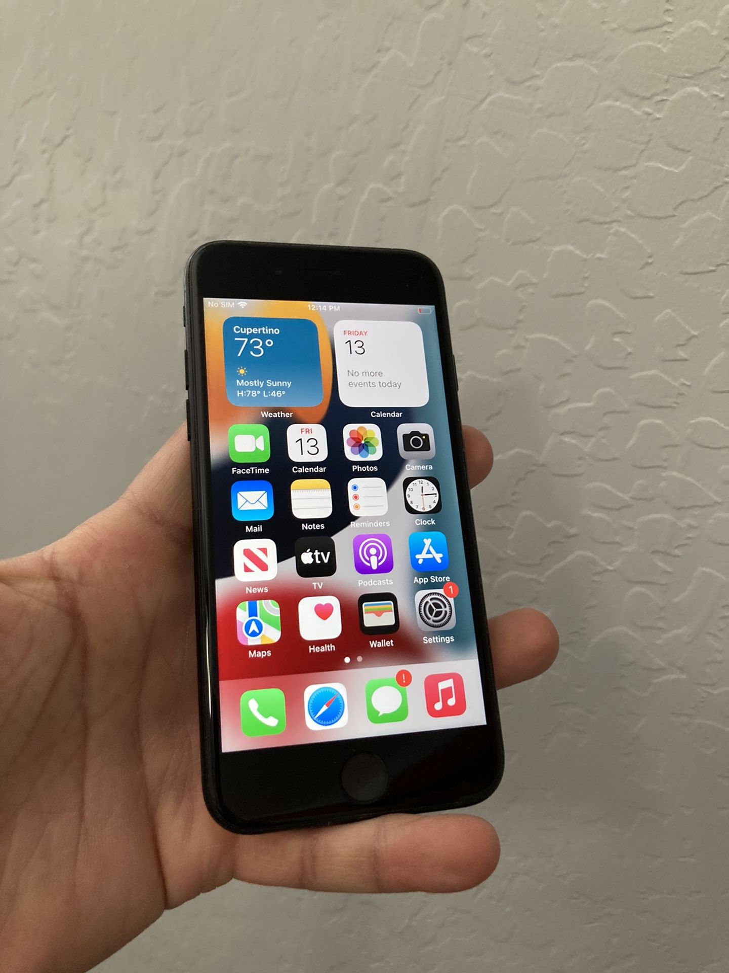 iPhone 7. Like New And Unlocked! No Tax