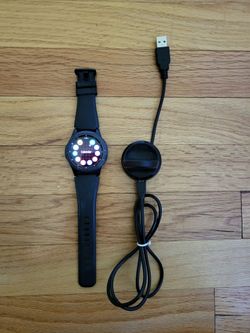 Samsung Gear S3 Frontier with Charger