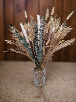 Boho Pampus grass flora decor