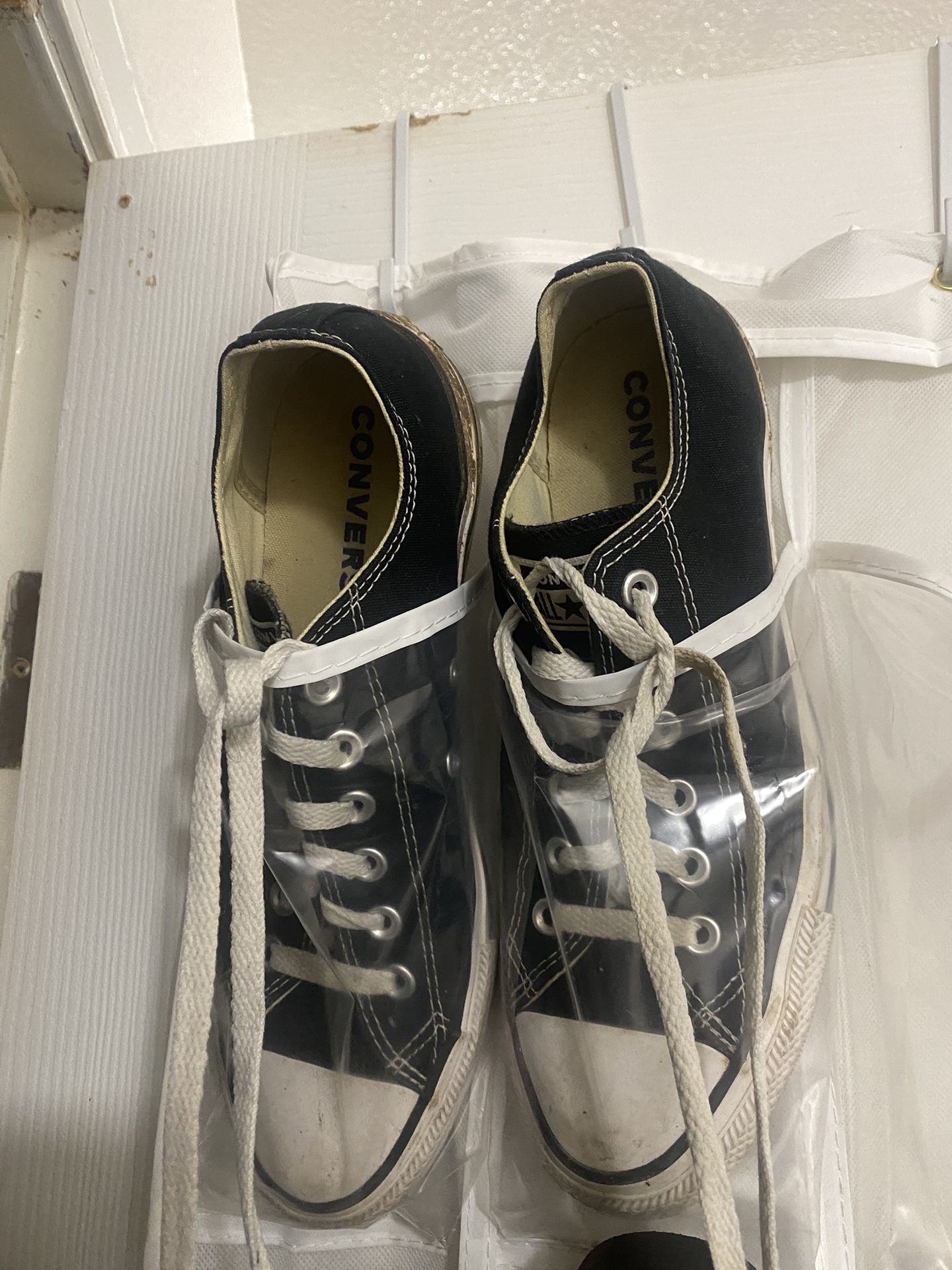 Converse $10 Size 7