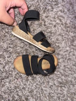 Size 6 Sandals New, 