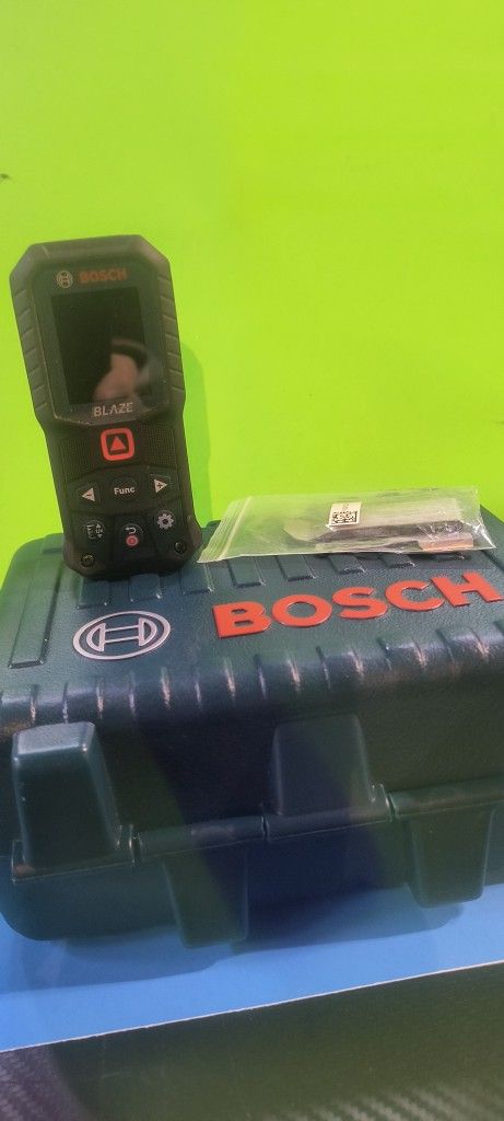 Bosch Measuring Device Brand New In Case