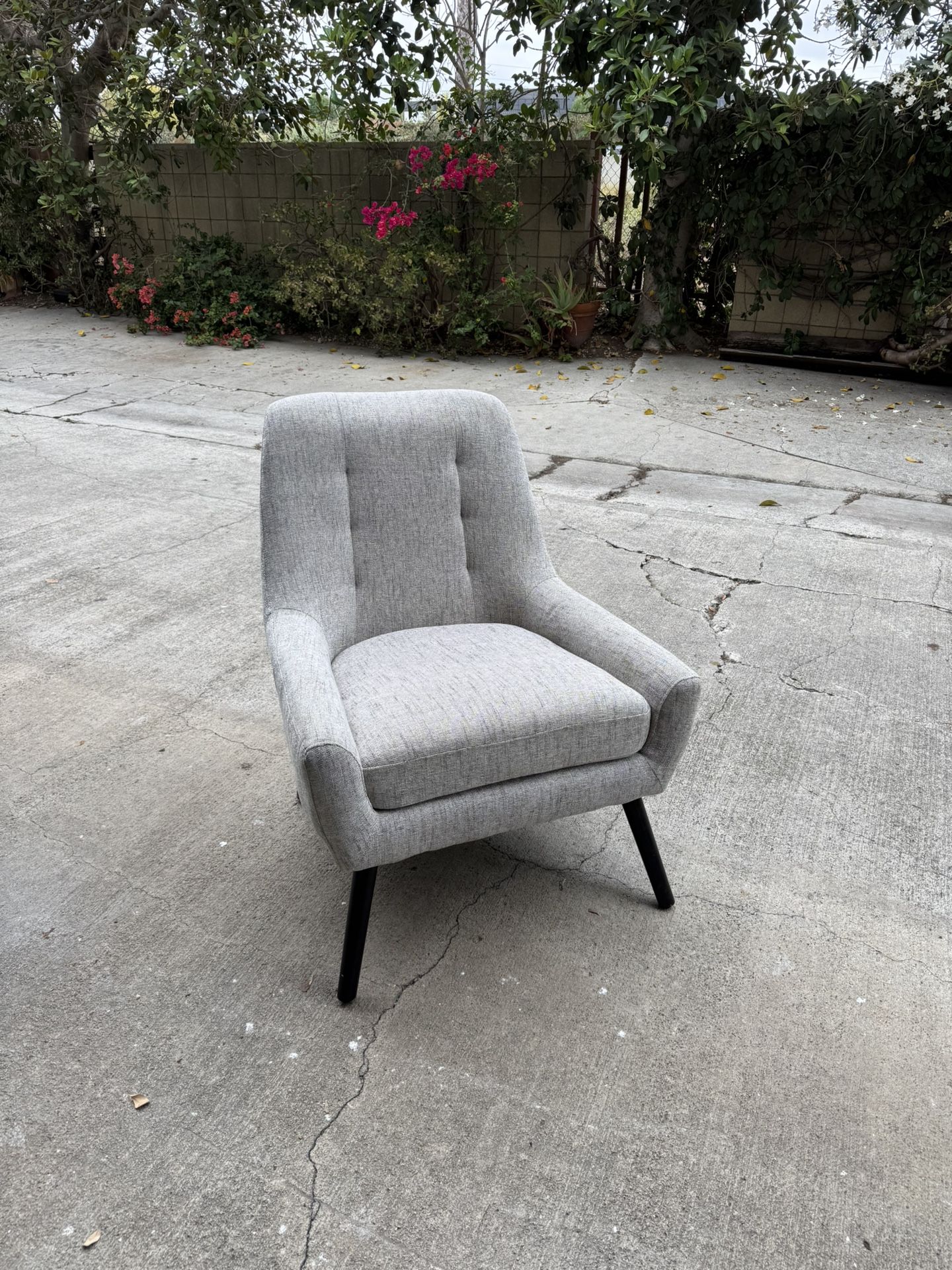 2 Sofa Chairs