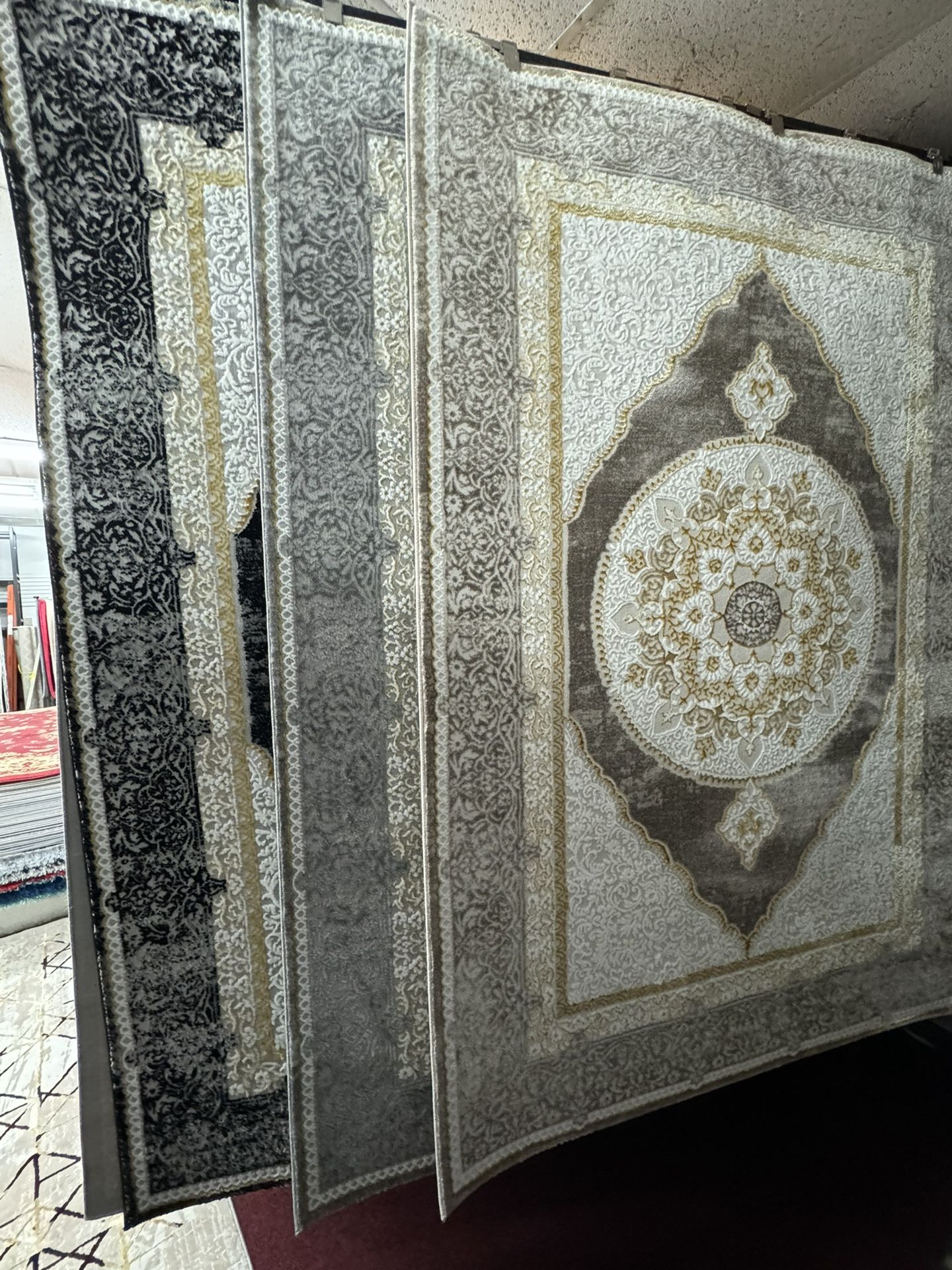 Cream/Gold /Grey Rugs