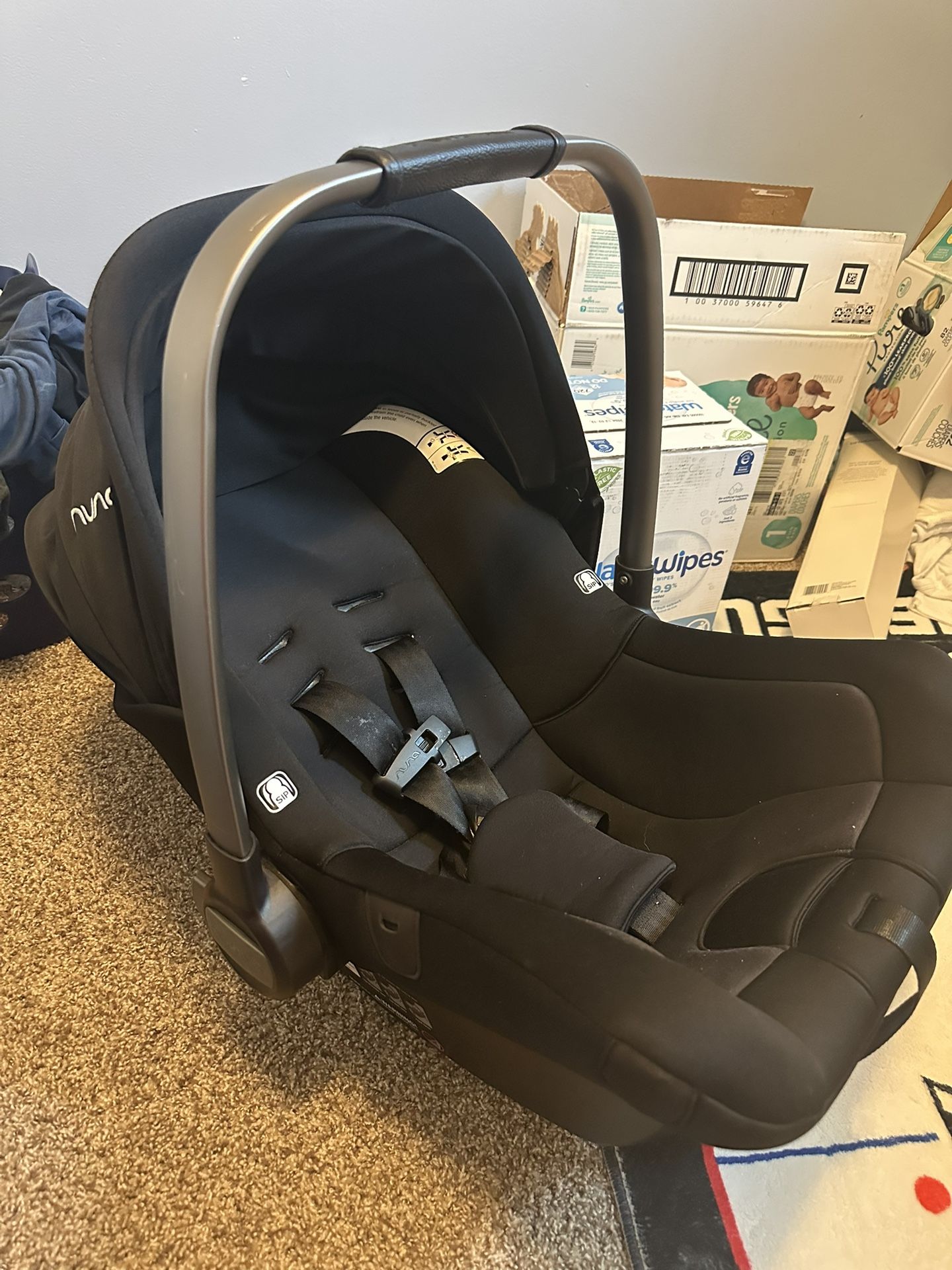 Nuna Pipa Lite RX Car Seat