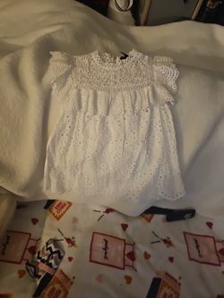 Xs Eyelit Shirt Frm Bloomindales