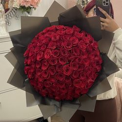 100 Roses 🌹/ 100 Rosas 🌹 