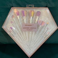 Brand New Manna Kadar Beauty Brush Set - Gift Set 