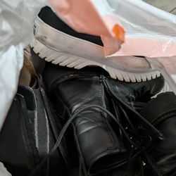 Free - 1 Bag Of Shoes & 1 Bag Of Clothes 