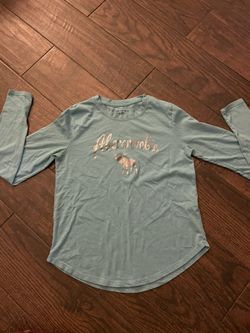 Girls Abercrombie shirt 13/14