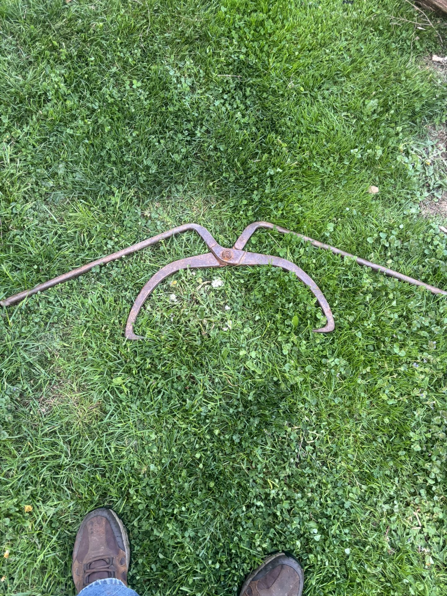 Railroad Tie Tongs