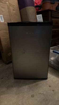 Compact Hisense mini fridge