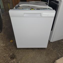 Hotpoint Dishwasher 