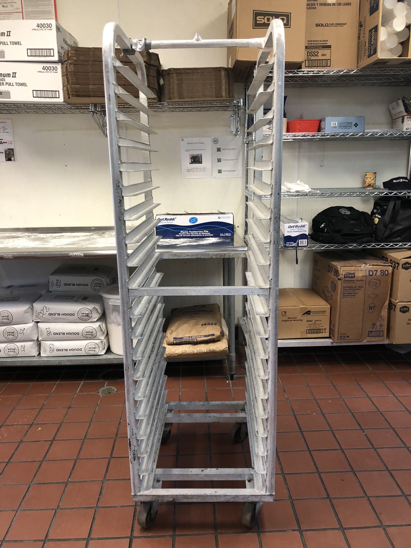 Pizza rack used only $ 100