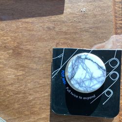 Pop socket for phone