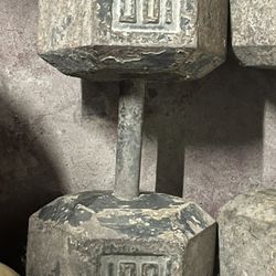 100 Lb Dumbbell 