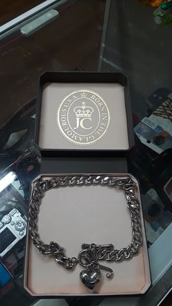 Juicy Couture choker neclace