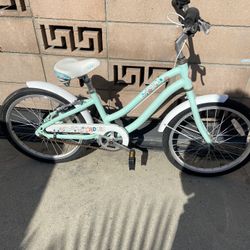 little girl bike 