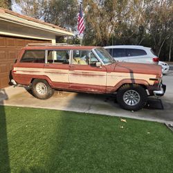 1984 Jeep Grand Wagoneer