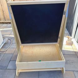 Kids drawing board dual side painting board chalk board floor standing  In good condition just need some cleaning.