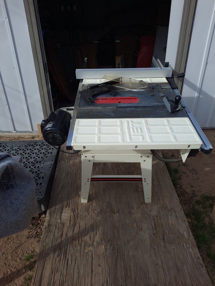 Table Saw