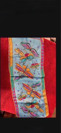 CA. DRAGONFLY SILK SCARF. NEW IN PACKAGE