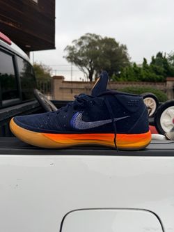 Nike Kobe AD Mid Basketball Sneaker