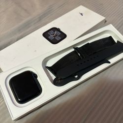 Gen 2 44mm Apple Watch