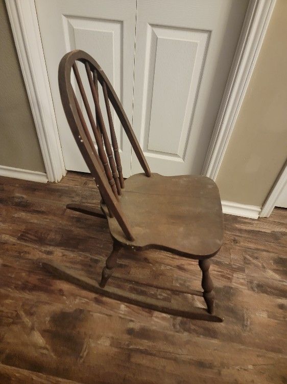 Kids Antique Rocking Chair 