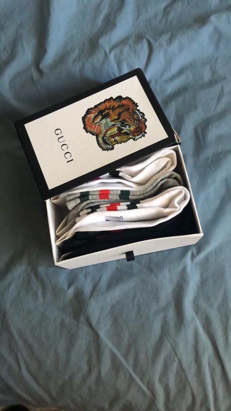 Gucci socks, 4 pairs brand new never worn (only 2 pairs left)