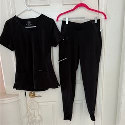 Black Women’s Scrub Set