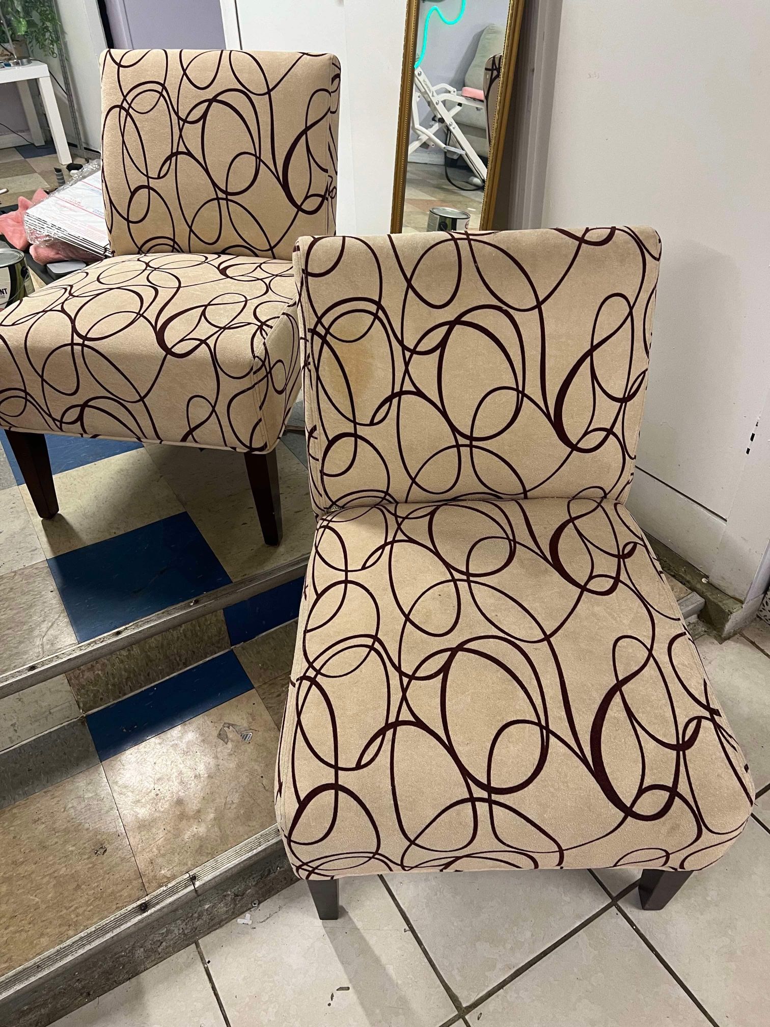 Living Room Decor chairs