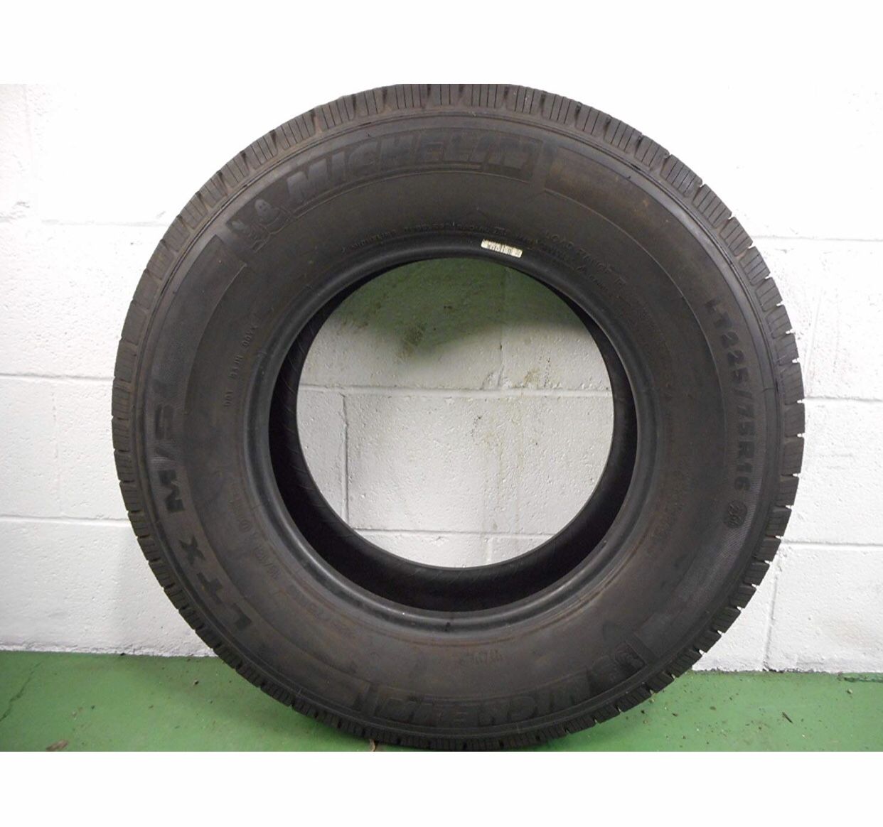 RV MOTORHOME TIRES WHOLESALE PRICE LT225/75R16 for Sale in Norwalk, CA